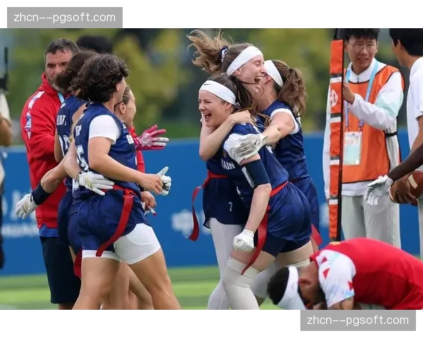 首届女子社区橄榄球节在伦敦成功举办,吸引超过千名参与者 首届女子社区橄榄球节在伦敦成功举办,吸引超过千名参与者