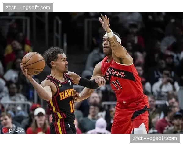 官方：老鹰队特雷-杨通过脑震荡保护协议，将在下一场复出